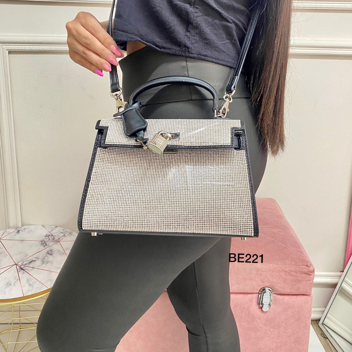 Bolso negro apliques brillantes 23cm* 15cm BAG12 C-B